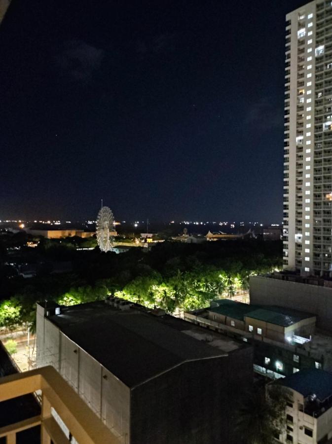 Schoenes Apartment Mit Pool-Nutzung Manila Exterior photo