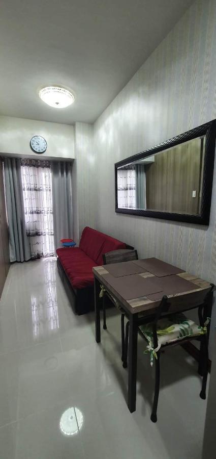 Schoenes Apartment Mit Pool-Nutzung Manila Exterior photo