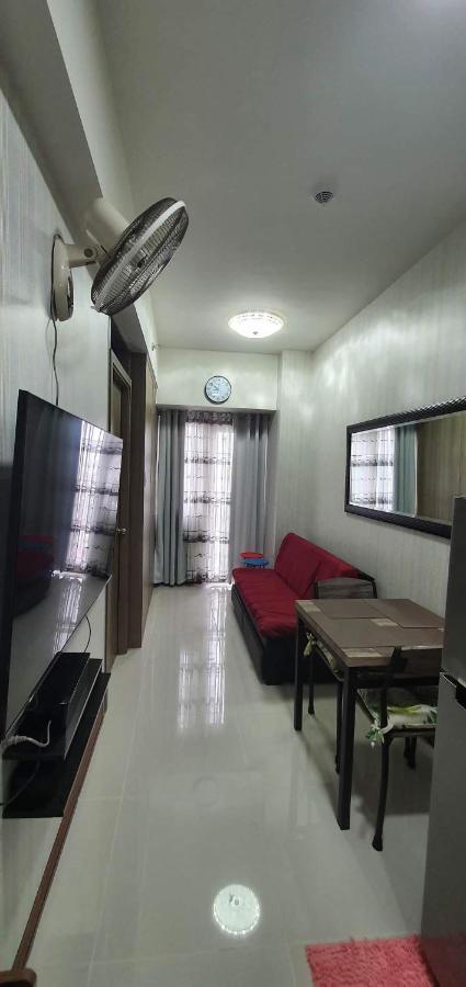 Schoenes Apartment Mit Pool-Nutzung Manila Exterior photo
